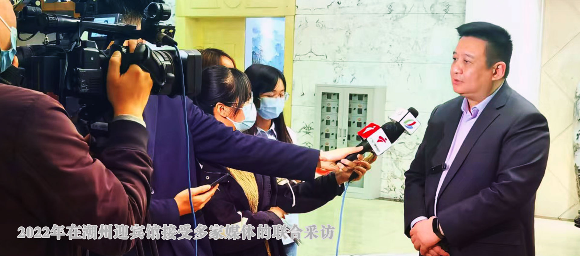 轮播图示例三
